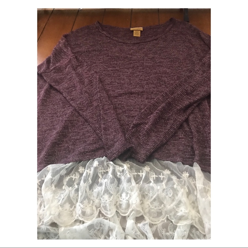 Wrangler long sleeve with lace bottom tunic.